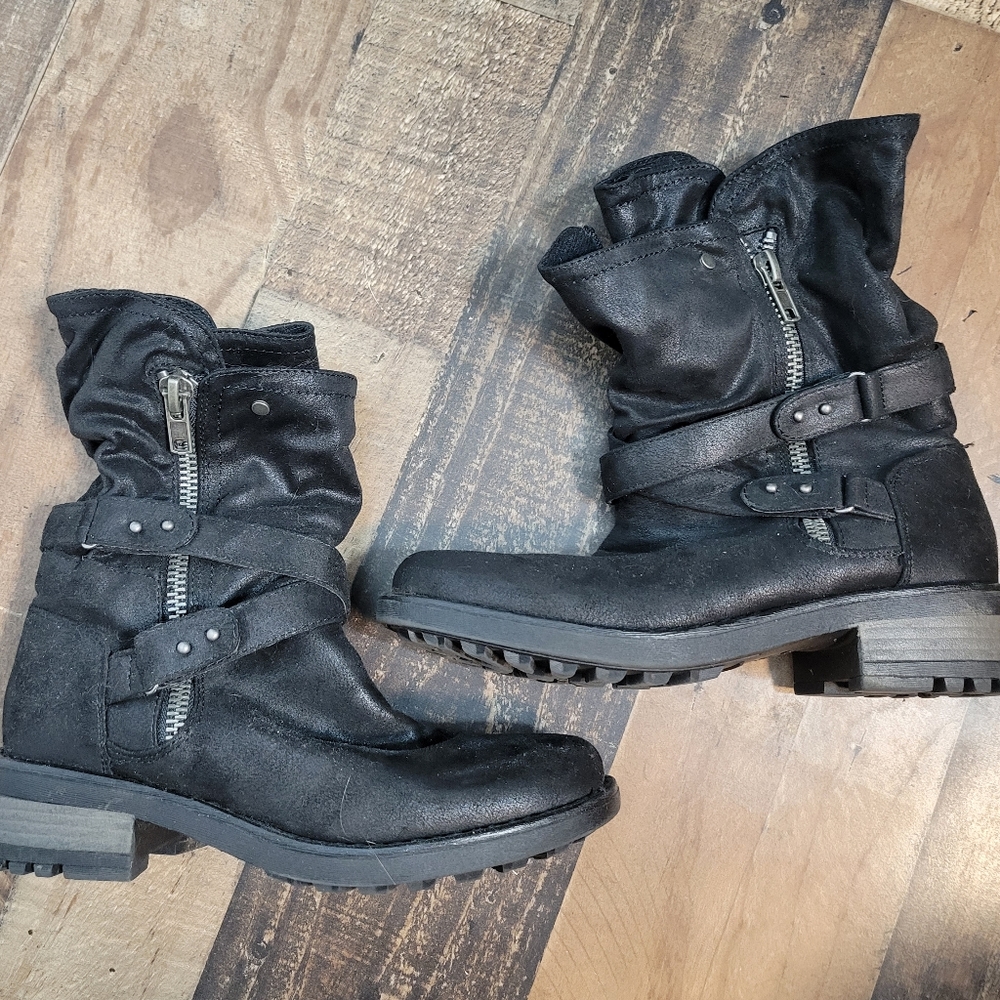 8 Carlos Santana Black Soft Moto Boots
